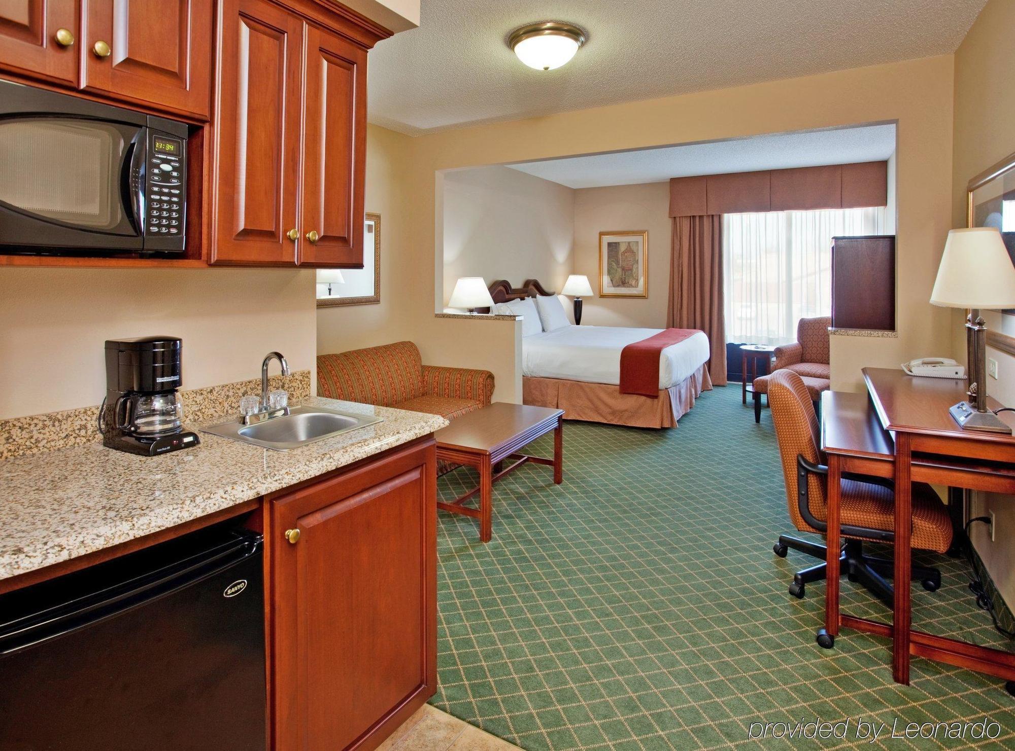 Holiday Inn Express Hotel & Suites Cape Girardeau I-55 By Ihg Oda fotoğraf